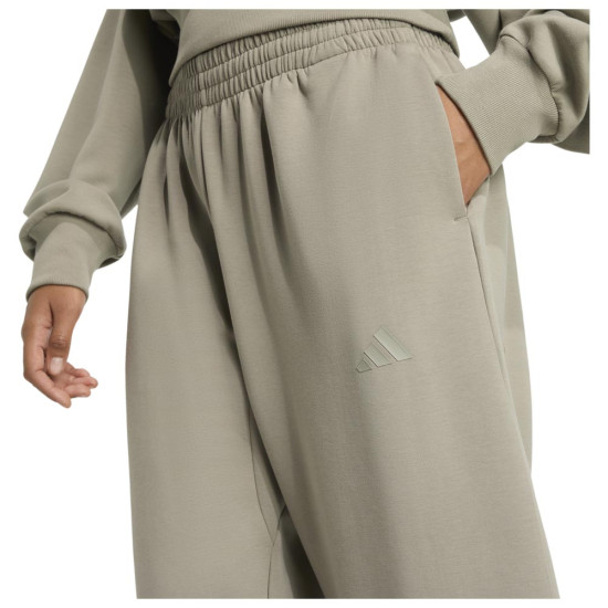 Adidas Γυναικείο παντελόνι φόρμας All SZN Soft Lux Loose Pants